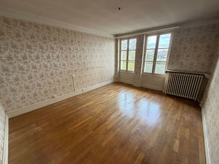  Immeuble � vendre 15 + pi�ces 562 m�