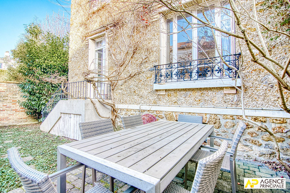 � vendre  Maison Versailles (78000)