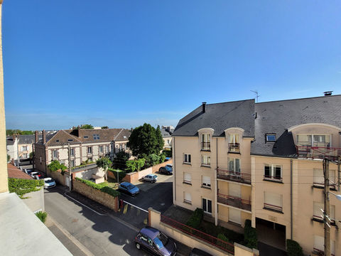 A LOUER Appartement Chartres 3 pièce(s) 690 Chartres (28000)