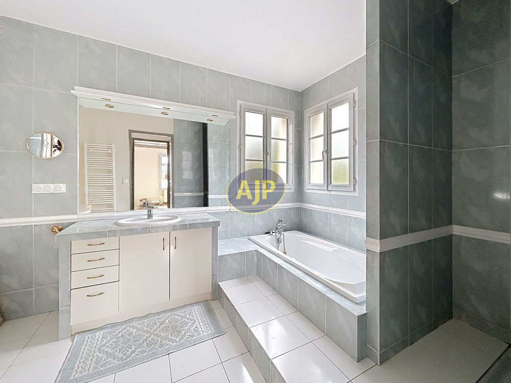 � vendre  Maison M�rignac (33700)