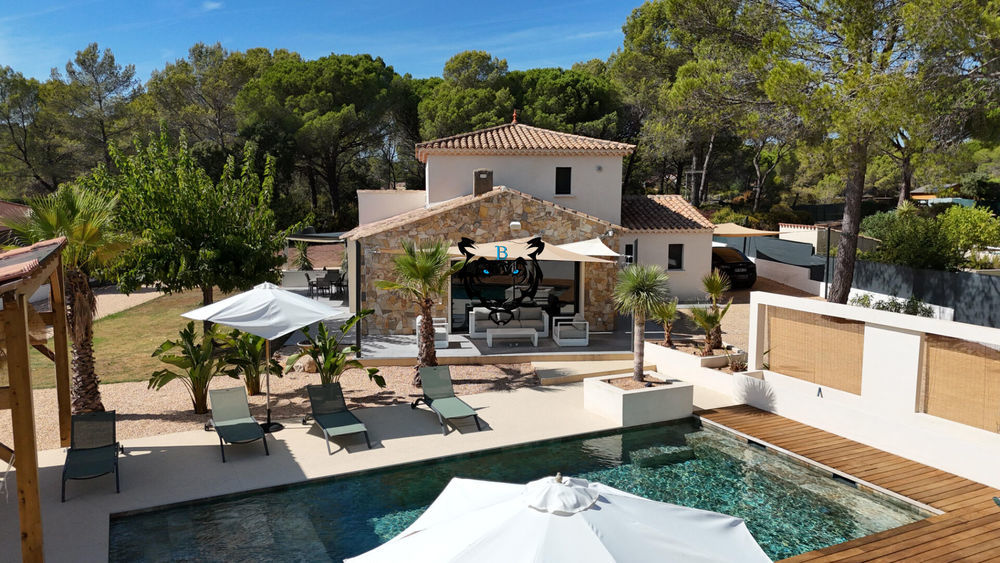 � vendre  Maison Roquebrune-sur-Argens (83520)