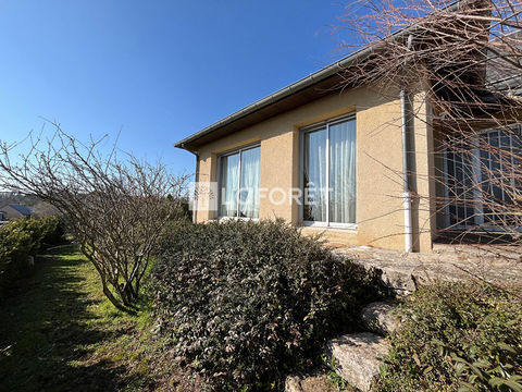   SAINTE-RADEGONDE Maison - 10 pi�ce(s) - 250 m�