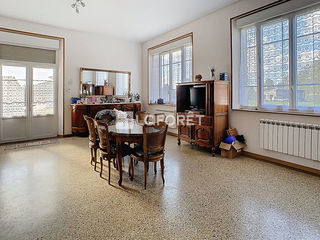  Maison � vendre 10 pi�ces 211 m�