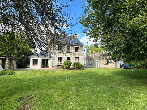   Maison en pierres avec 3000 m� de terrain � Limerzel - d�pendance - au calme - pas de voisins Maison - 8 pi�ce(s) - 188 m�