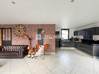  Maison � vendre 6 pi�ces 155 m�