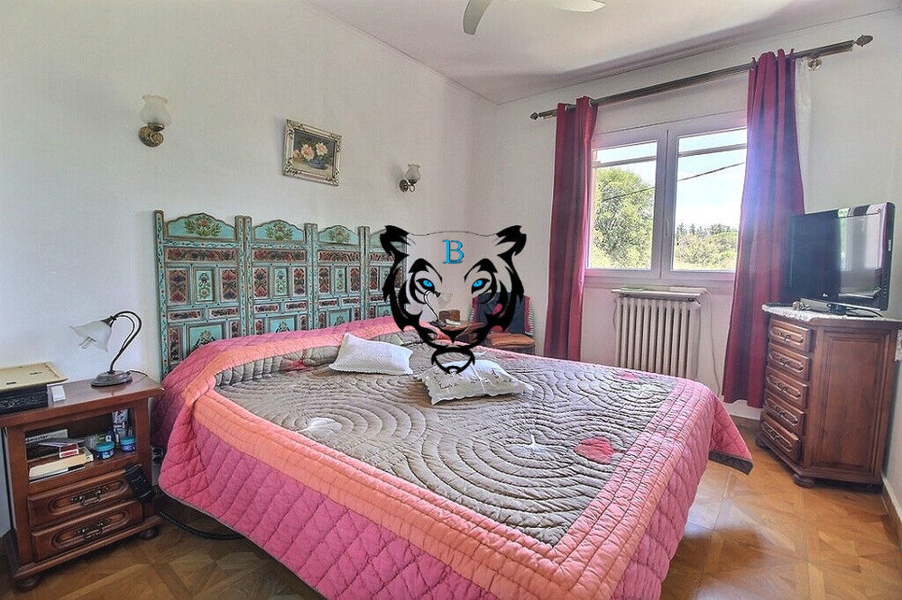 � vendre  Maison Roquebrune-sur-Argens (83520)