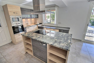  Maison � vendre 10 pi�ces 270 m�