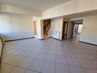  Appartement � louer 4 pi�ces 100 m�