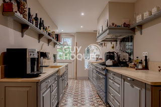  Villa � vendre 10 pi�ces 370 m�