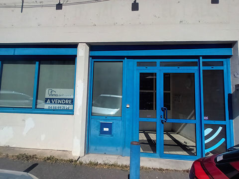 Mende - Local professionnel 160000 48000 Mende