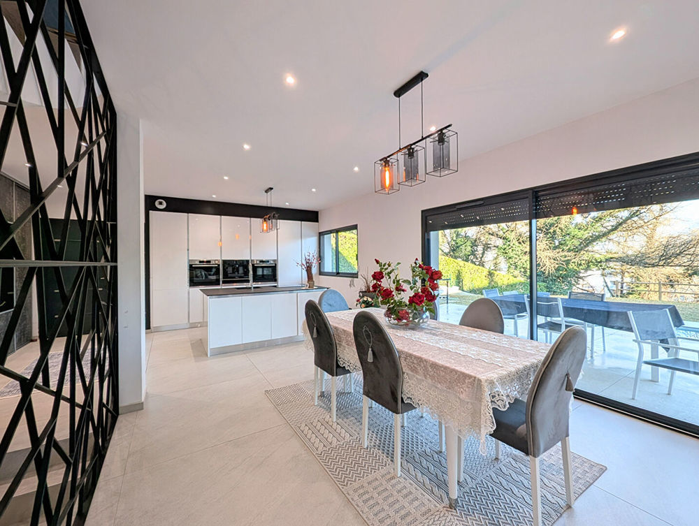 � vendre  Maison Chamb�ry (73000)