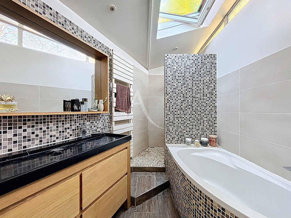 � vendre  Maison Angers (49000)