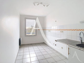  Appartement � louer 5 pi�ces 102 m�