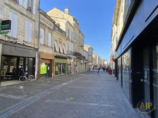  Immeuble � vendre 6 pi�ces 174 m�