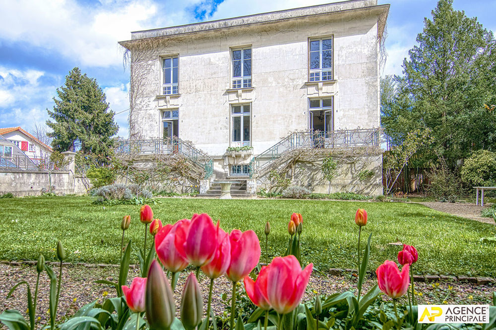 � vendre  Maison Versailles (78000)