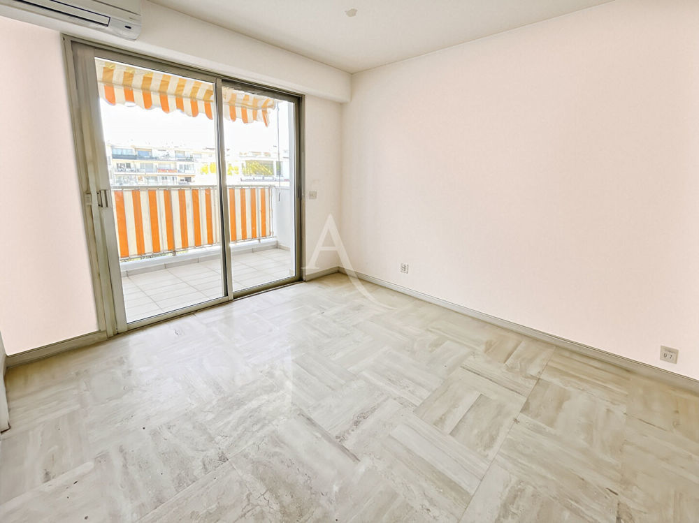 � vendre  Appartement Cannes (06400)
