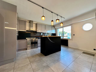  Appartement � vendre 5 pi�ces 144 m�