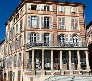  Appartement � louer 3 pi�ces 159 m�