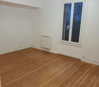  Appartement � louer 4 pi�ces 85 m�