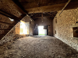  Remise / Grange � vendre 1 pi�ce 100 m�