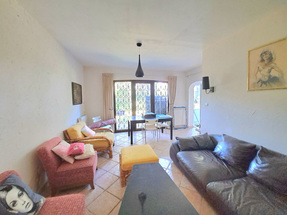 � vendre  Maison Saint-Rapha�l (83700)