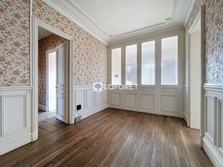  Immeuble � vendre 15 + pi�ces 895 m�