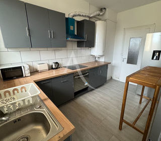  Appartement � louer 5 pi�ces 106 m�