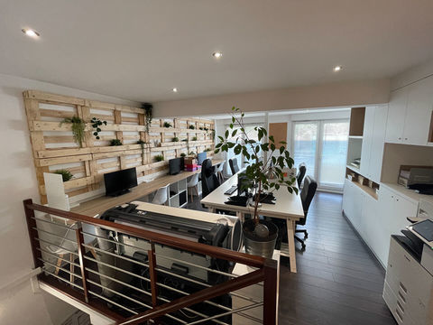 Local commercial  4 Pi&egrave;ces - La Ville Du Bois 90 m2 avec sous-sol 1180 91620 La ville du bois