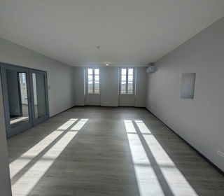  Appartement � louer 4 pi�ces 108 m�