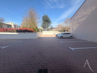  Immeuble � vendre 15 + pi�ces 449 m�