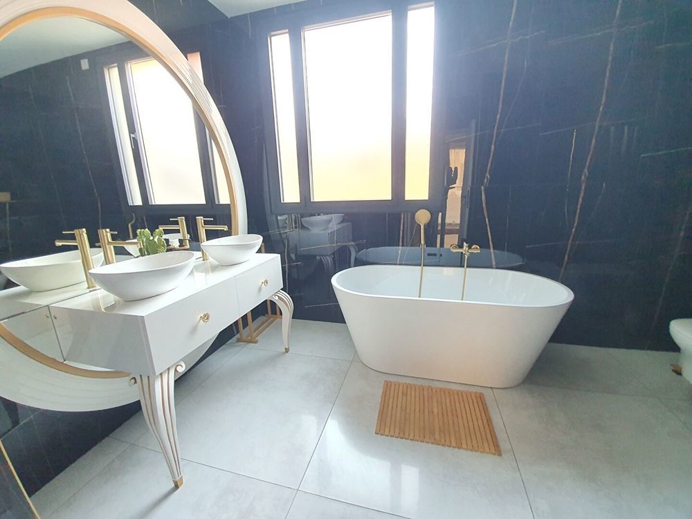 � vendre  Maison Mont�limar (26200)