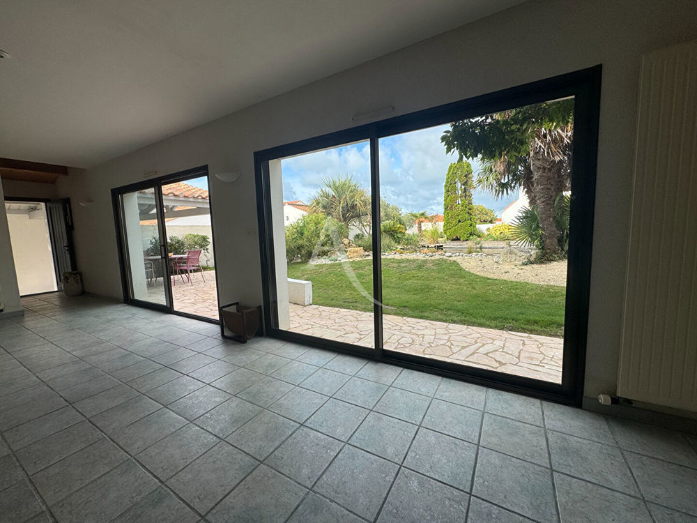 � vendre  Maison Le Fenouiller (85800)