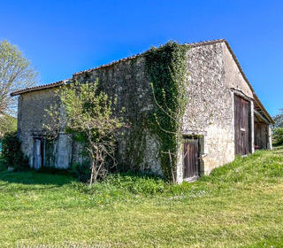  Remise / Grange � vendre 110 m�