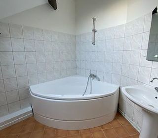  Appartement � louer 3 pi�ces 79 m�