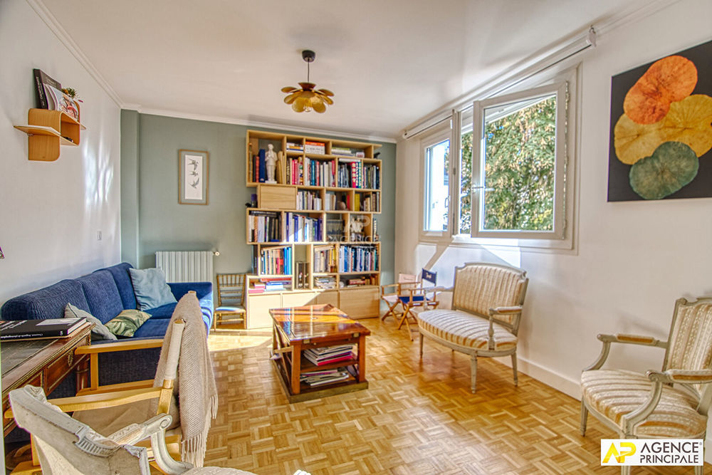 � vendre  Appartement Versailles (78000)