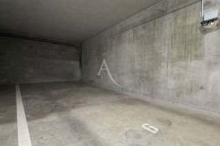  Parking / Garage � vendre 13 m�