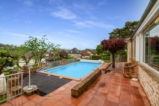  Maison � vendre 10 pi�ces 265 m�