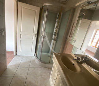  Appartement � vendre 4 pi�ces 173 m�