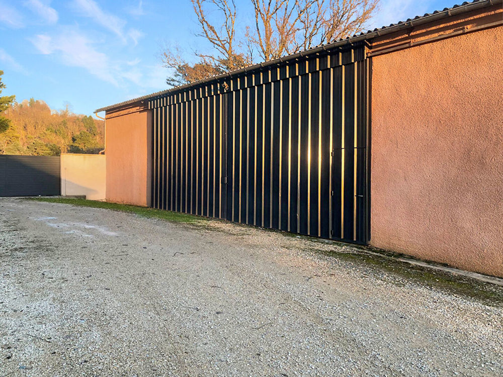 � vendre  Maison Dampniat (19360)