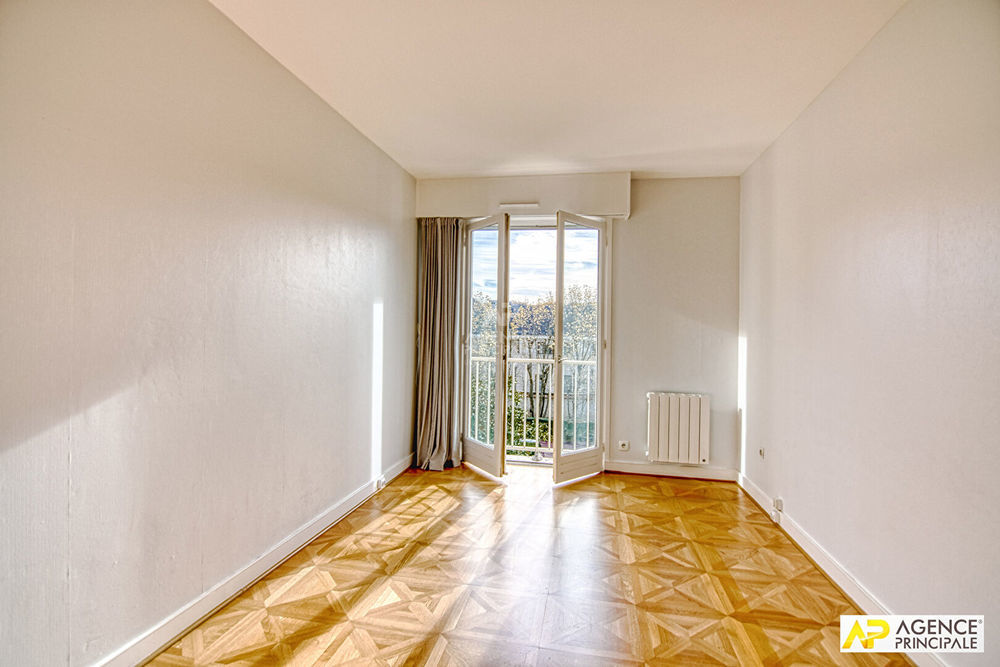 � vendre  Appartement Versailles (78000)