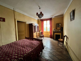  Maison � vendre 10 pi�ces 300 m�