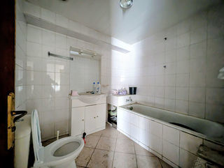  Immeuble � vendre 5 pi�ces 370 m�