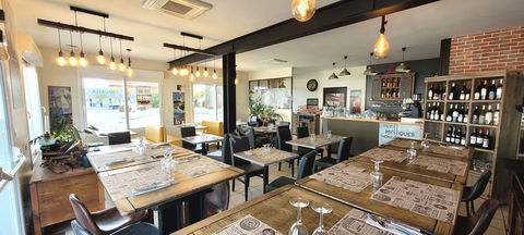 Bistrot &agrave; vendre . Emplacement privil&eacute;gi&eacute; 80000 41120 Chailles