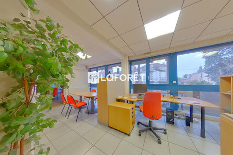 Bureaux &agrave; Bourg En Bresse de 283 m2 en ville 273000 01000 Bourg en bresse
