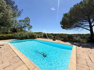  Maison � vendre 5 pi�ces 210 m�