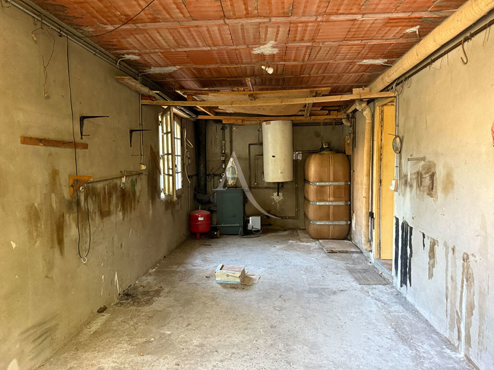 � vendre  Maison M�ze (34140)