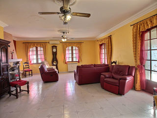  Maison � vendre 10 pi�ces 299 m�