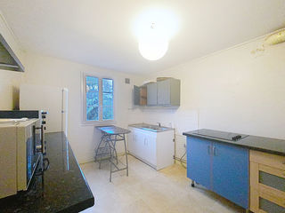  Immeuble � vendre 10 pi�ces 203 m�