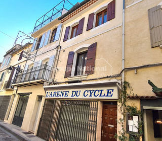  Immeuble � vendre 4 pi�ces 180 m�