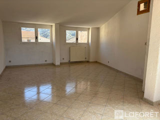  Immeuble � vendre 6 pi�ces 252 m�